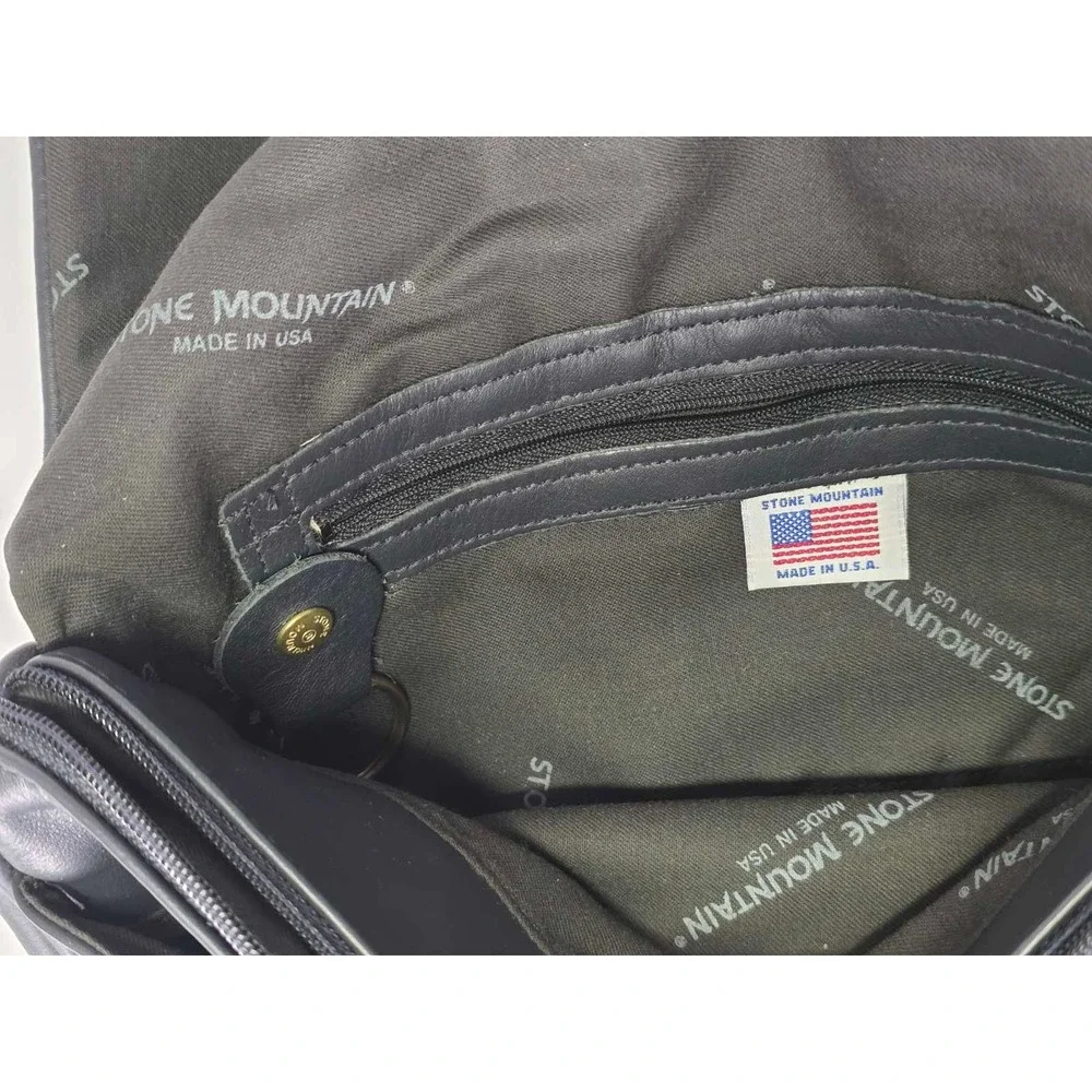 Stone Mountain Women's Purse Handbag Bag Navy Leather Pockets‎ Zip Close